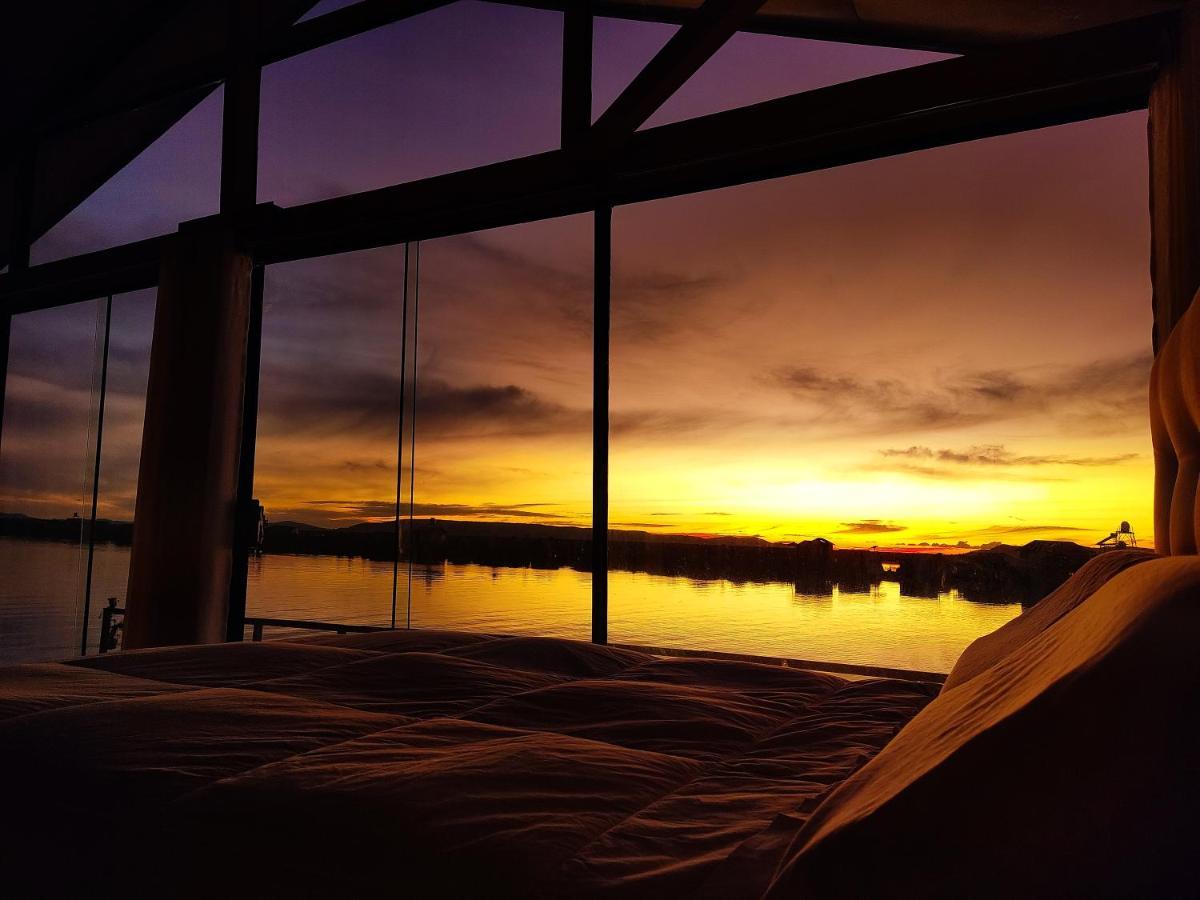 Los Uros Puno Buitenkant foto